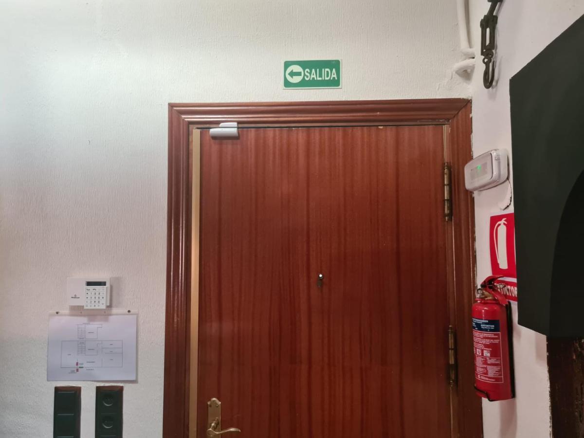 Duplex Con Garaje En Malasana مدريد المظهر الخارجي الصورة